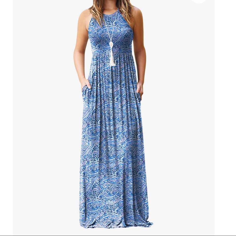 Women's Sleeveless Racerback Dress with Pockets